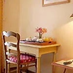 Des Glycines Hotel Porquerolles