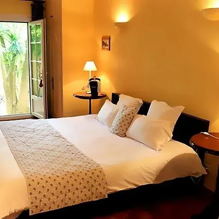 Hotel Des Glycines 3*