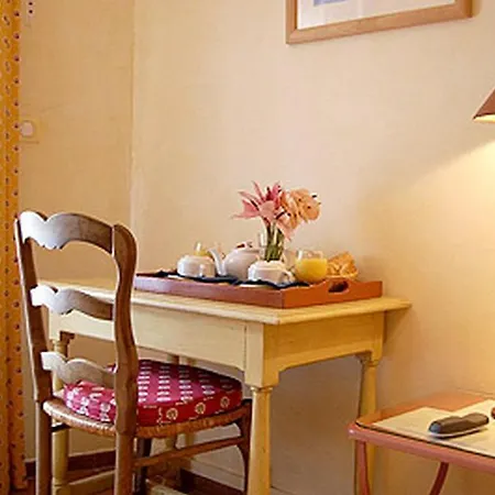Des Glycines Hotel Porquerolles