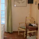 Des Glycines Hotel Porquerolles