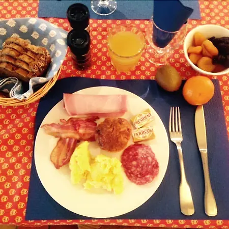 Hotel Des Glycines 3*